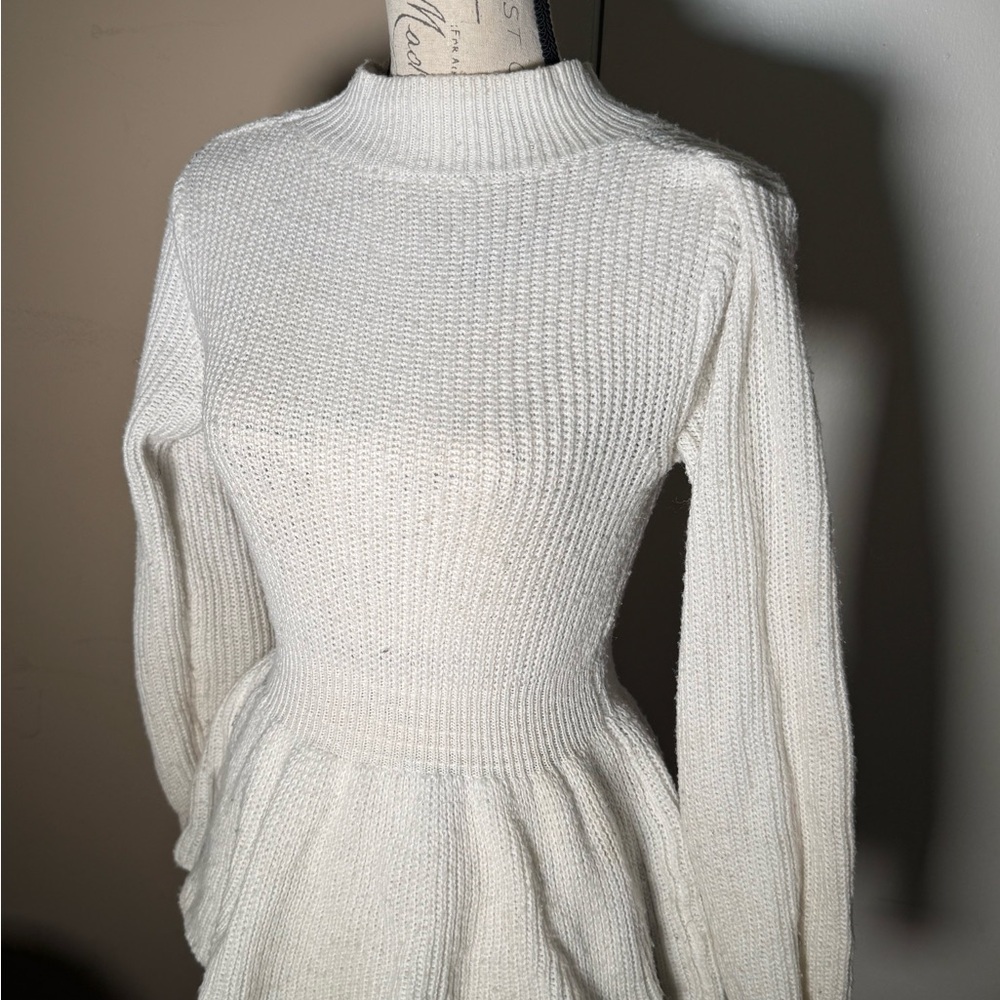 Stylish White Knit Pullover